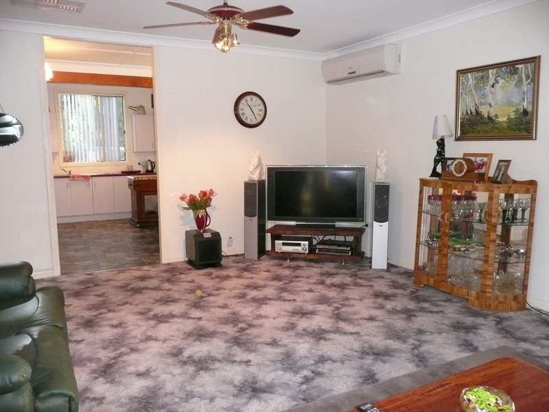 26 White Street, Darlington Point NSW 2706