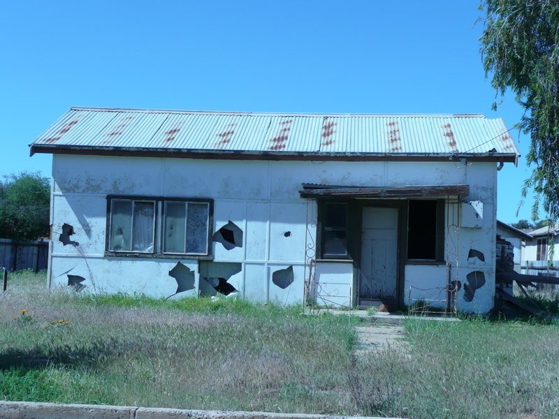 19 Hebden Street, Yoogali NSW 2680