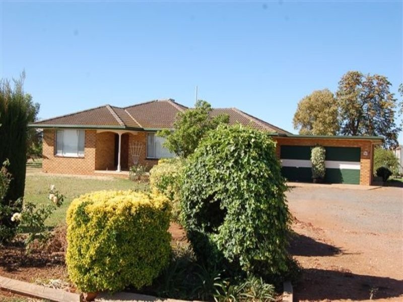 Farm 767 Barracks Road, Yenda NSW 2681