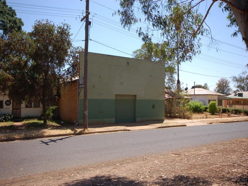 93 Canal Street, Griffith NSW 2680