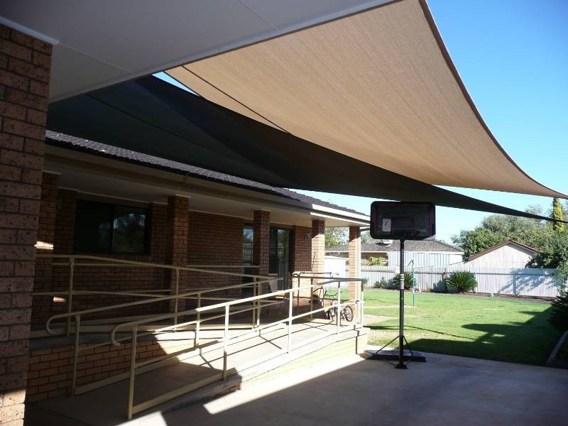 16 East St, Yoogali NSW 2680