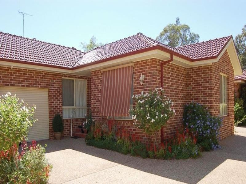 2/3 Boonah Street, Griffith NSW 2680