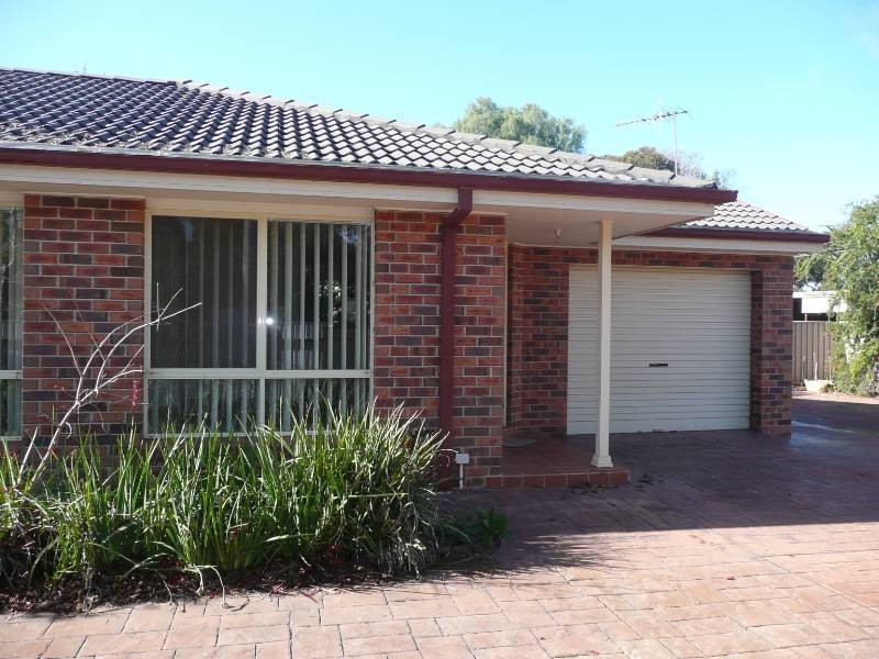 30B Kooba St, Griffith NSW 2680