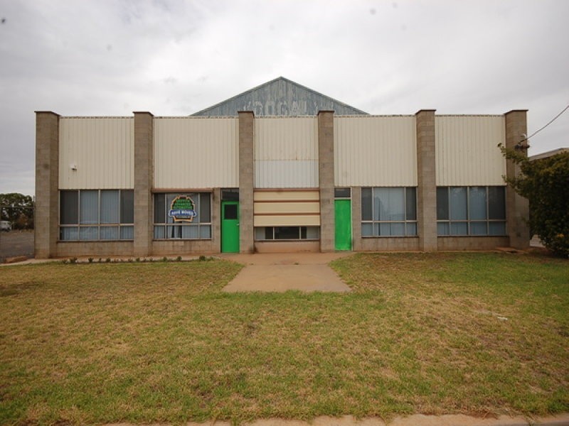 15 COLLIER STREET, Griffith NSW 2680