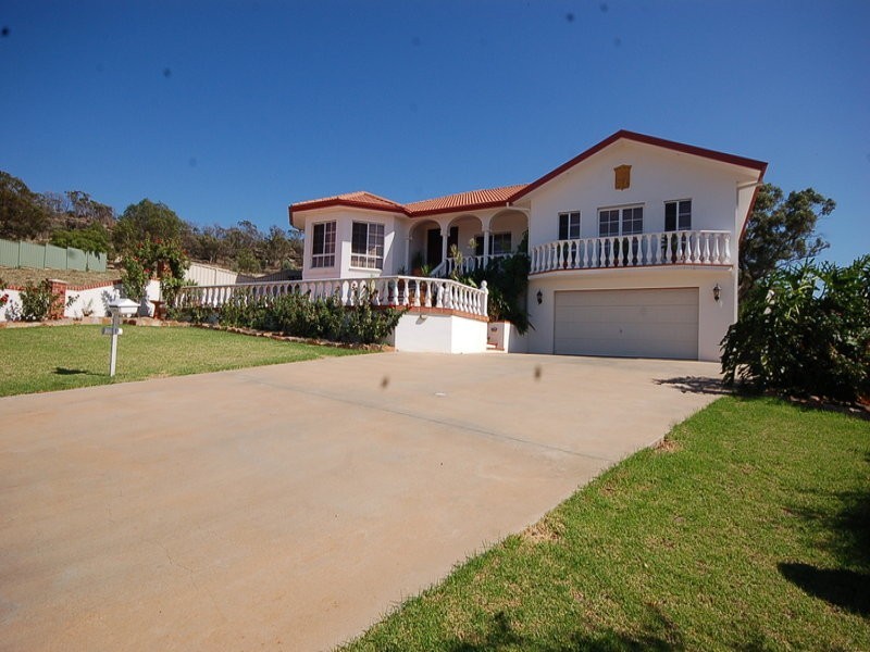 38 Waugh Street, Griffith NSW 2680