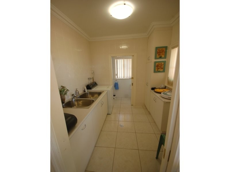 38 Waugh Street, Griffith NSW 2680