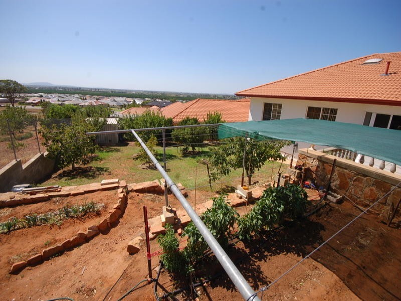 38 Waugh Street, Griffith NSW 2680