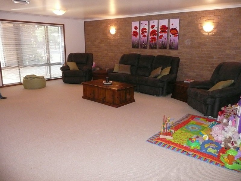 21 Myall Street, Barellan NSW 2665