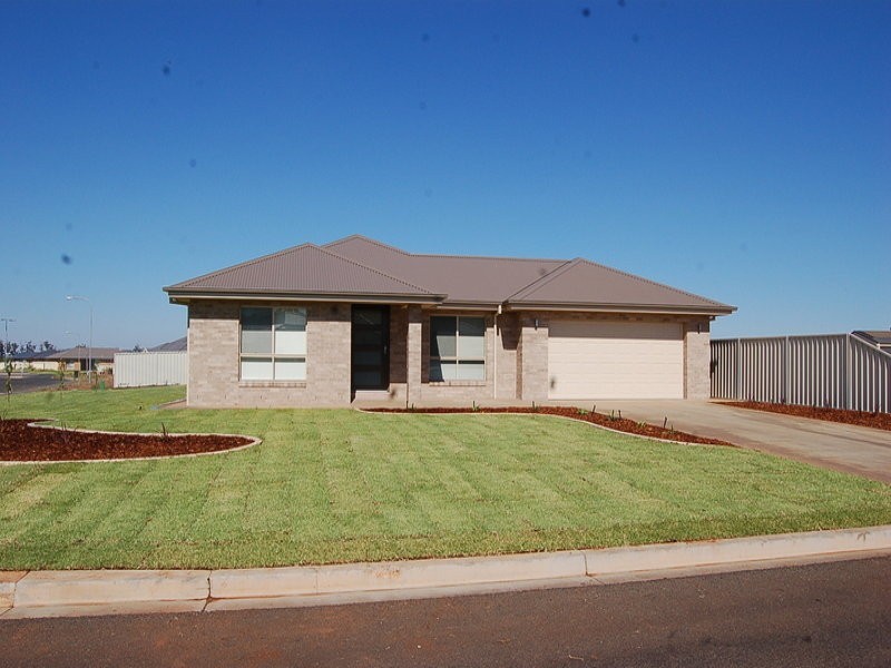 28 Bucello Street, Griffith NSW 2680