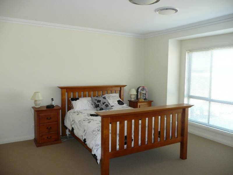 8 Gillmartin Drive, Griffith NSW 2680