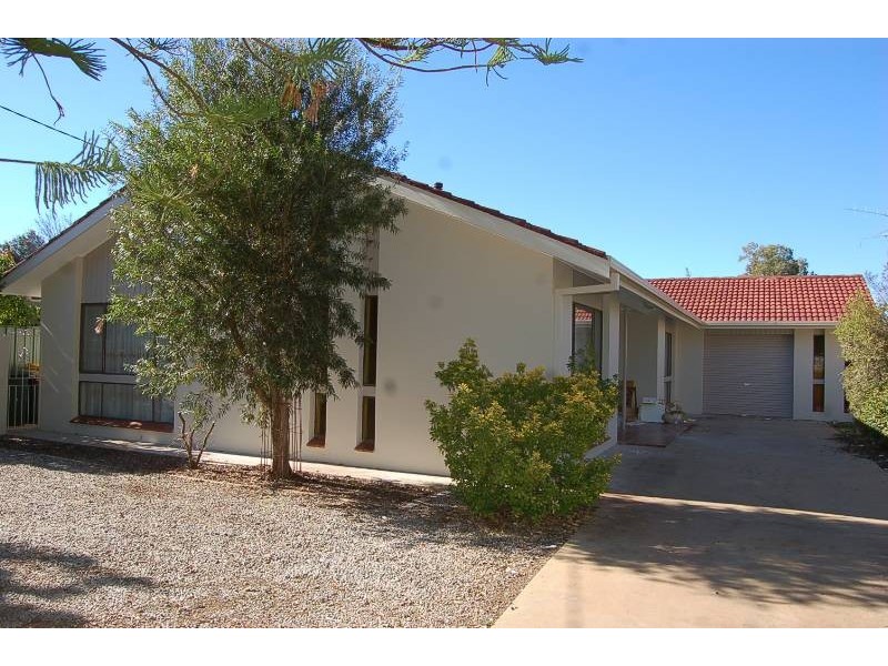 27 Ledgerwood Street, Griffith NSW 2680
