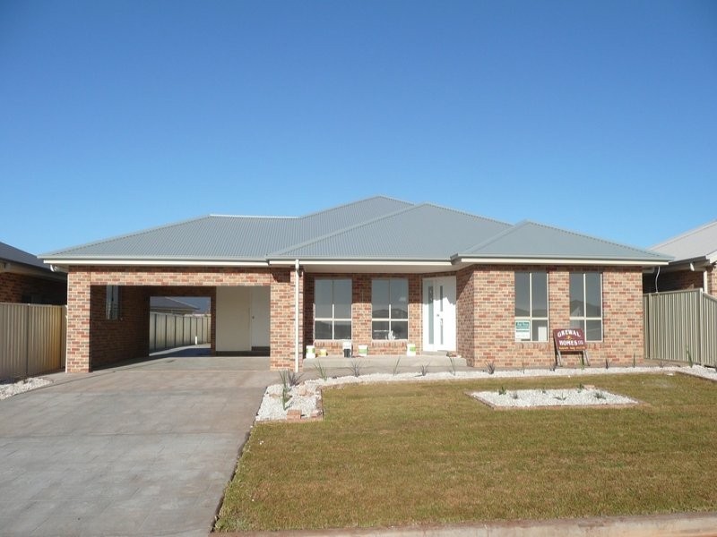 10 Bucello Street, Griffith NSW 2680