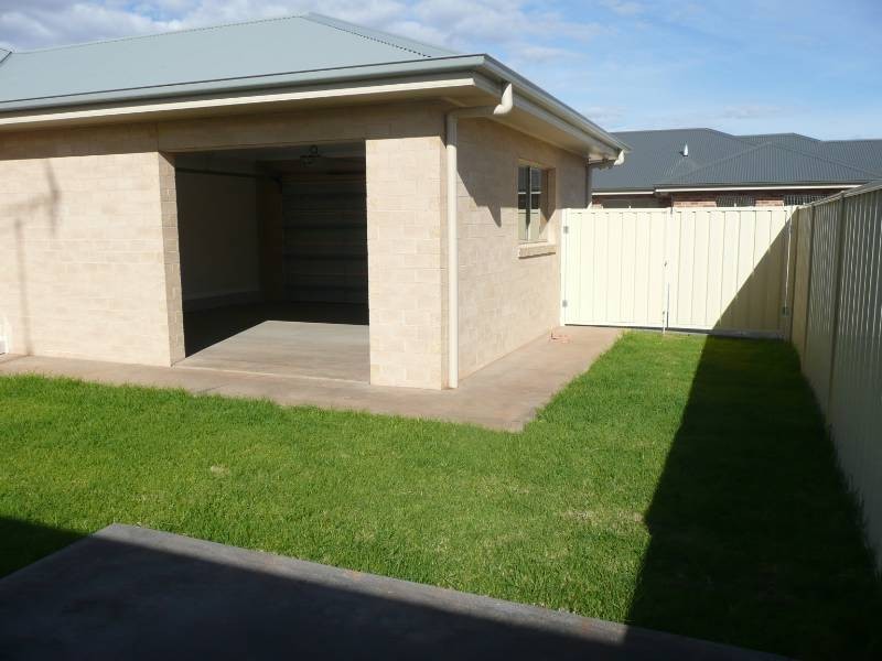 36B Hillam Drive, Griffith NSW 2680