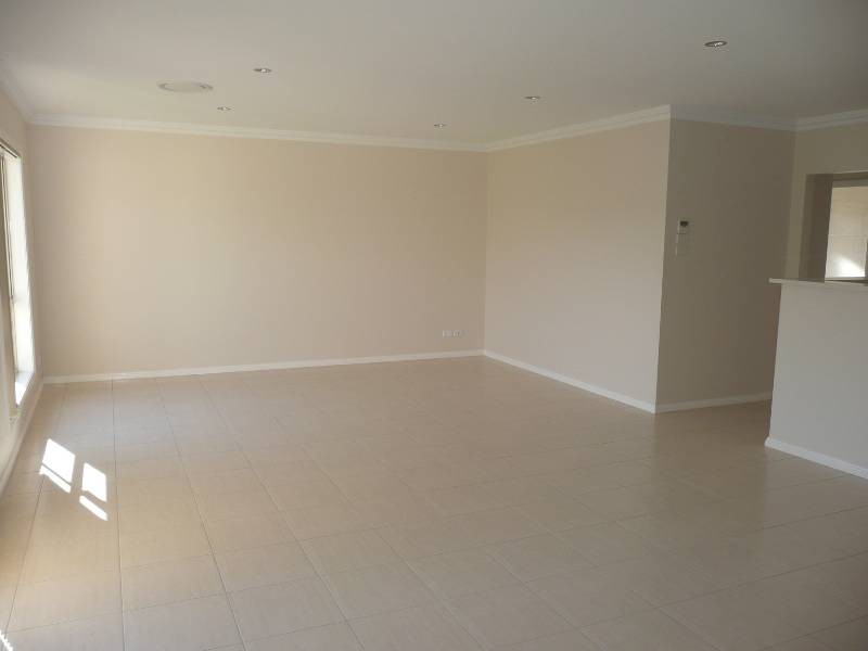 36B Hillam Drive, Griffith NSW 2680