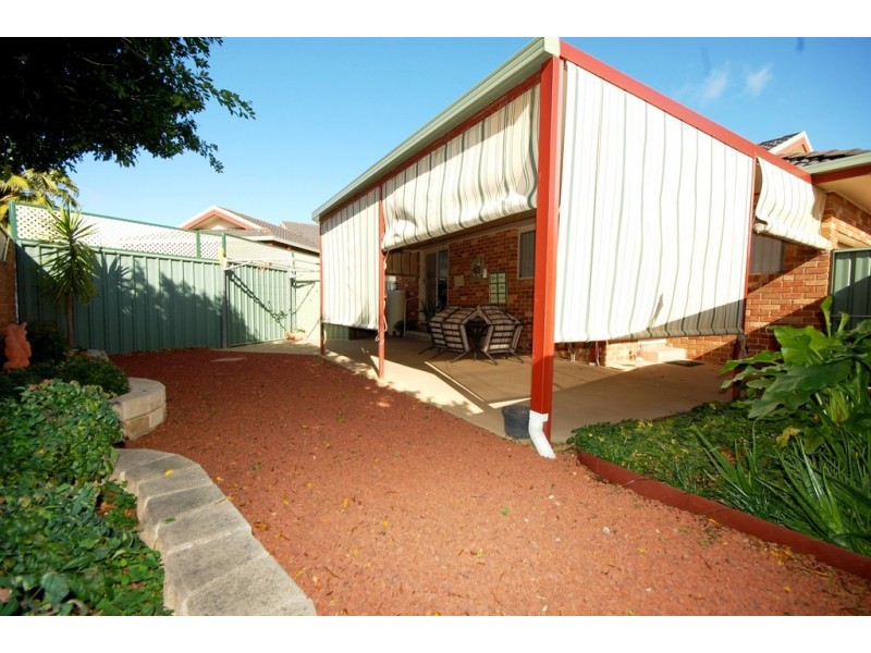8a Robrick Close, Griffith NSW 2680