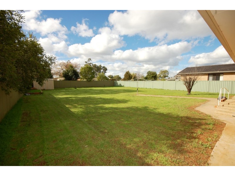 13 Henry Street, Yenda NSW 2681