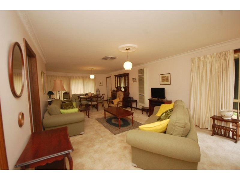 3a Dowell Place, Griffith NSW 2680