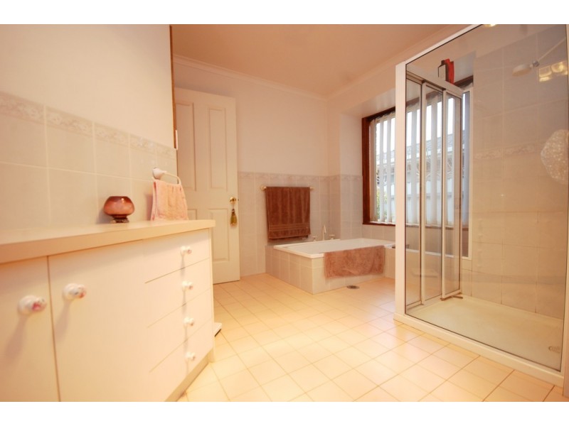 3a Dowell Place, Griffith NSW 2680