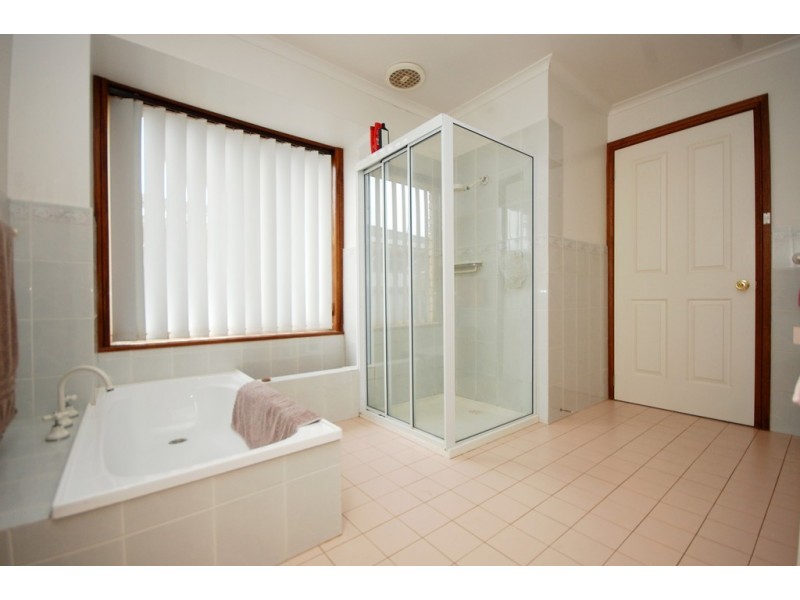 3a Dowell Place, Griffith NSW 2680
