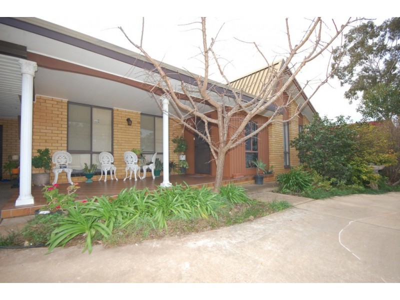 3 Sanders STreet, Griffith NSW 2680