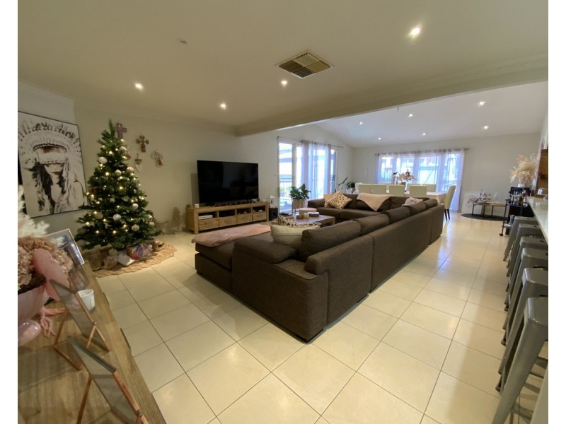 10 Nicholls Street, Griffith NSW 2680
