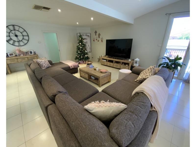 10 Nicholls Street, Griffith NSW 2680