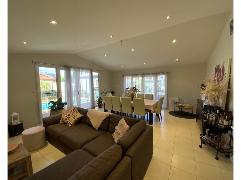 10 Nicholls Street, Griffith NSW 2680