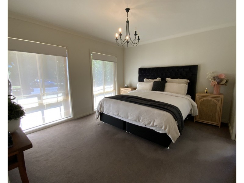 10 Nicholls Street, Griffith NSW 2680