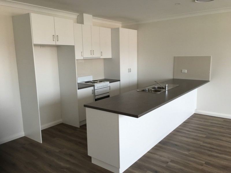 Flat 3 / 425 Banna Avenue, Griffith NSW 2680