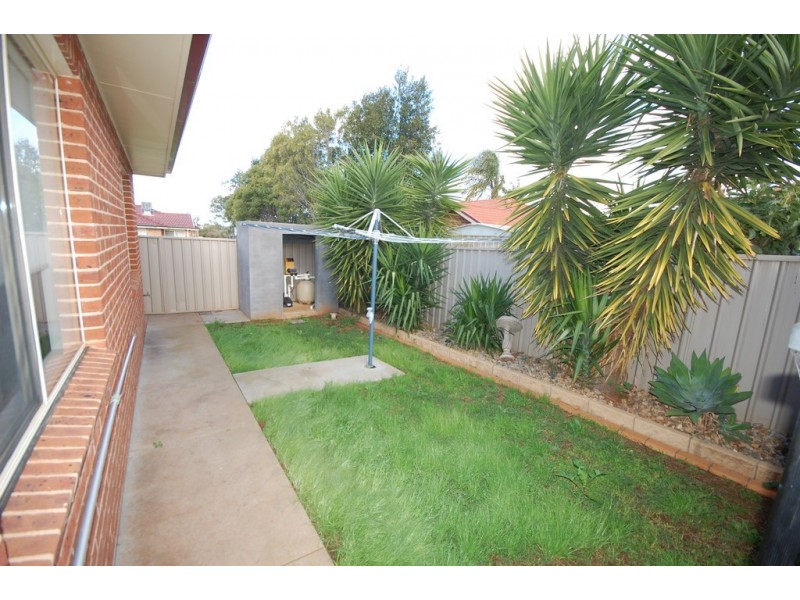 10 Nicholls Street, Griffith NSW 2680
