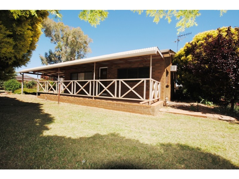1197 Collins road, Griffith NSW 2680