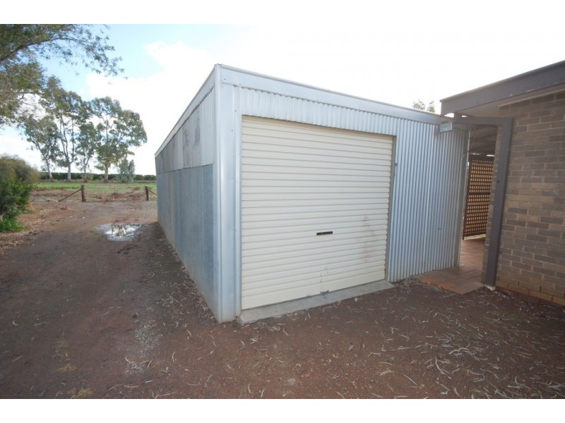 1197 Collins road, Griffith NSW 2680