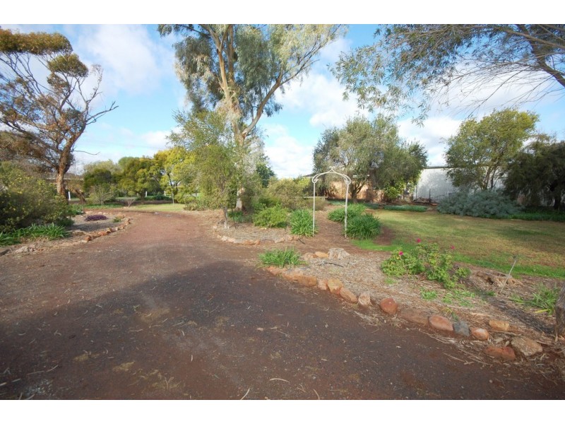 1197 Collins road, Griffith NSW 2680