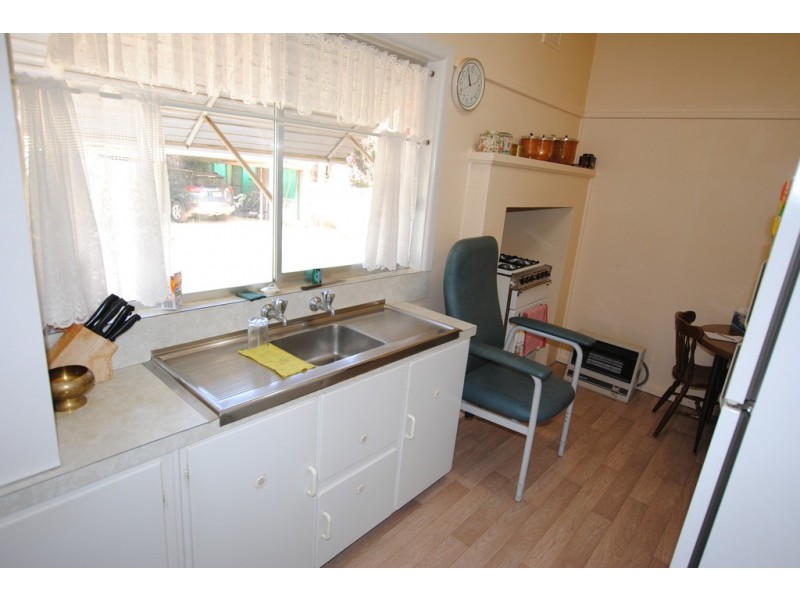 32 Curtin Street, Griffith NSW 2680