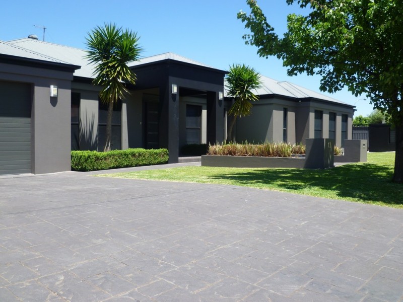 13 Hardwick, Griffith NSW 2680