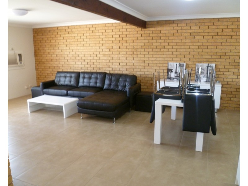 FLAT 1 /434 Banna Avenue, Griffith NSW 2680