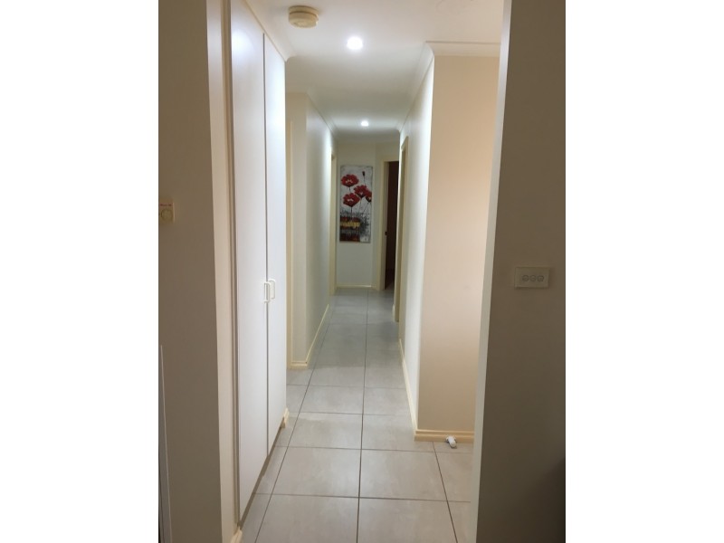 2/3 Worfolk Place, Griffith NSW 2680