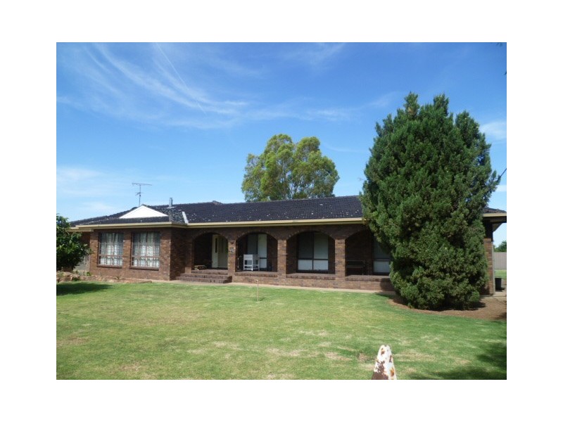 Farm 120 Kidman Way, Hanwood NSW 2680