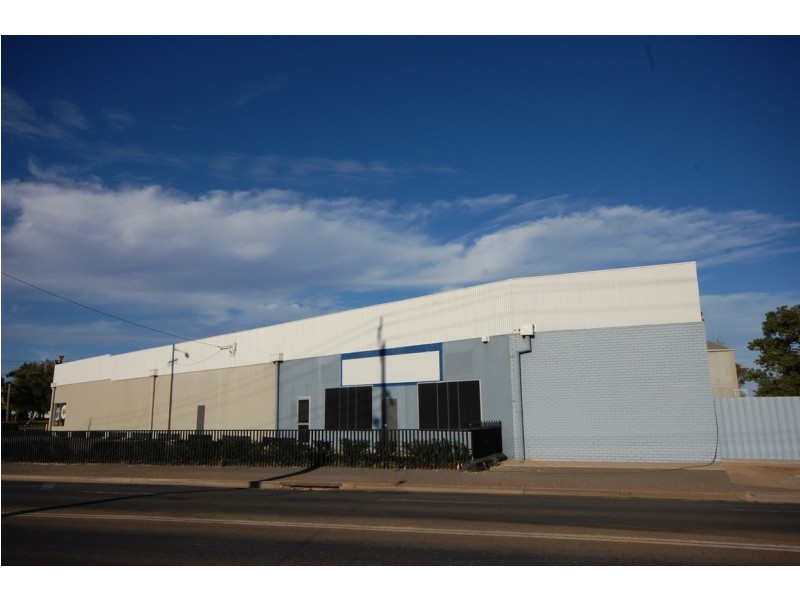 188 Wakaden Street, Griffith NSW 2680