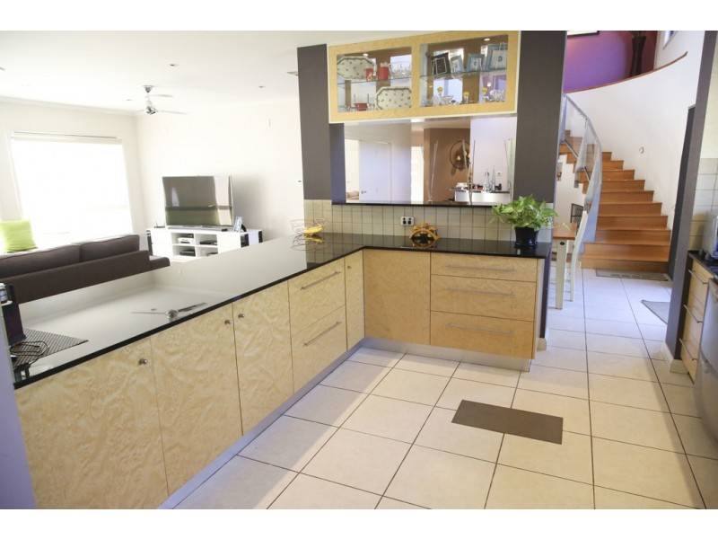 14 Bella Vista Drive, Lake Wyangan NSW 2680