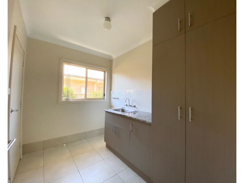 33A Hillam Drive, Griffith NSW 2680