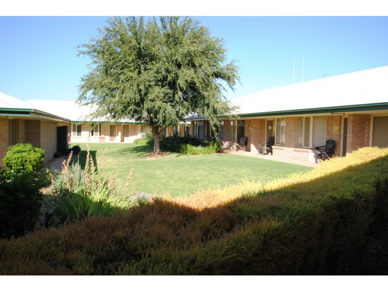 Unit 43 115 Clifton Blvde, Griffith NSW 2680