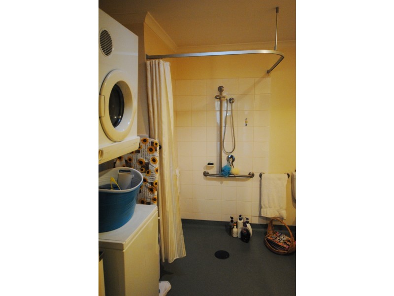 Unit 43 115 Clifton Blvde, Griffith NSW 2680