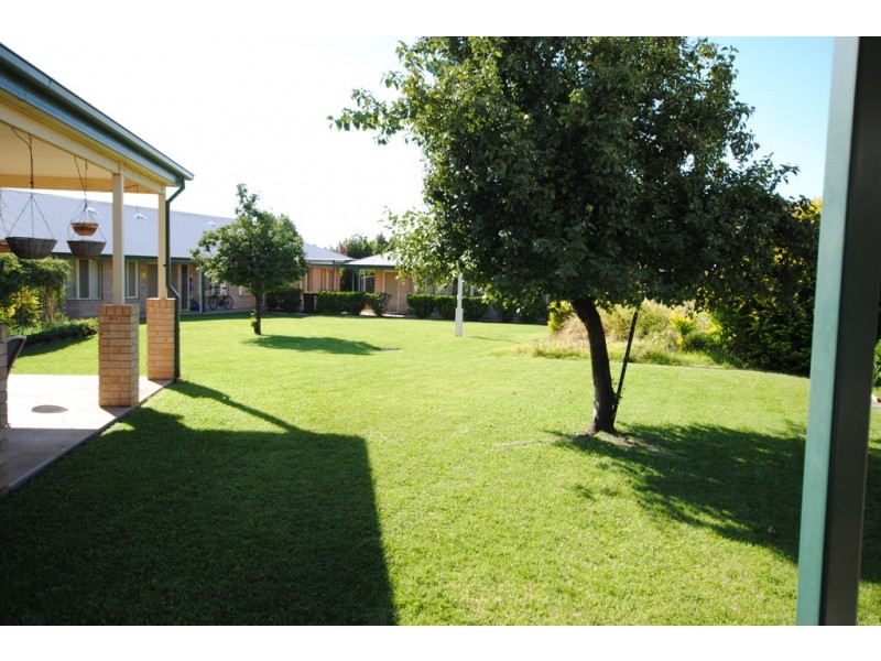 Unit 43 115 Clifton Blvde, Griffith NSW 2680