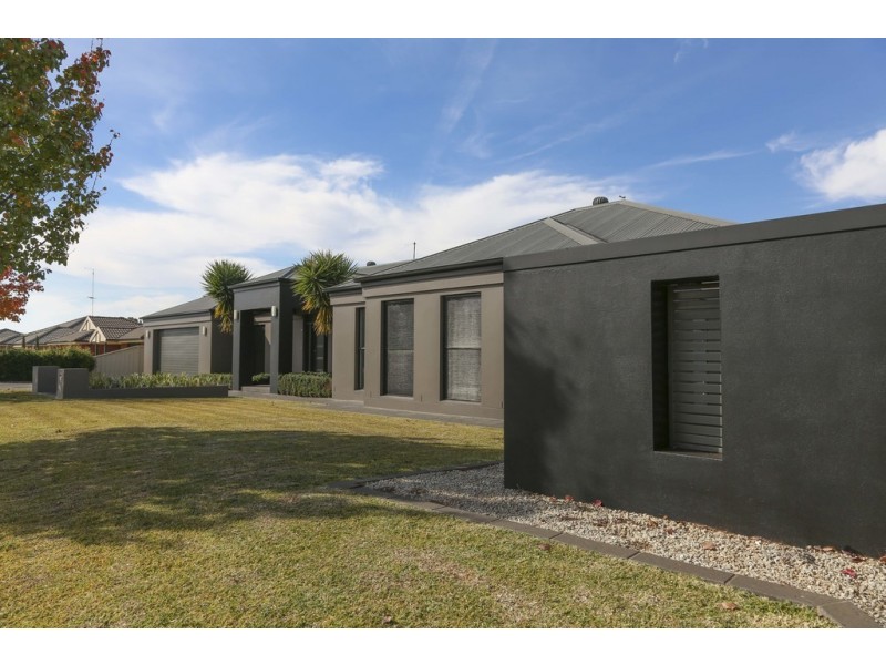 13 Hardwick Street, Griffith NSW 2680