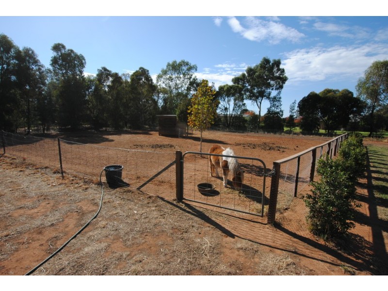 340 Boorga Road, Lake Wyangan NSW 2680