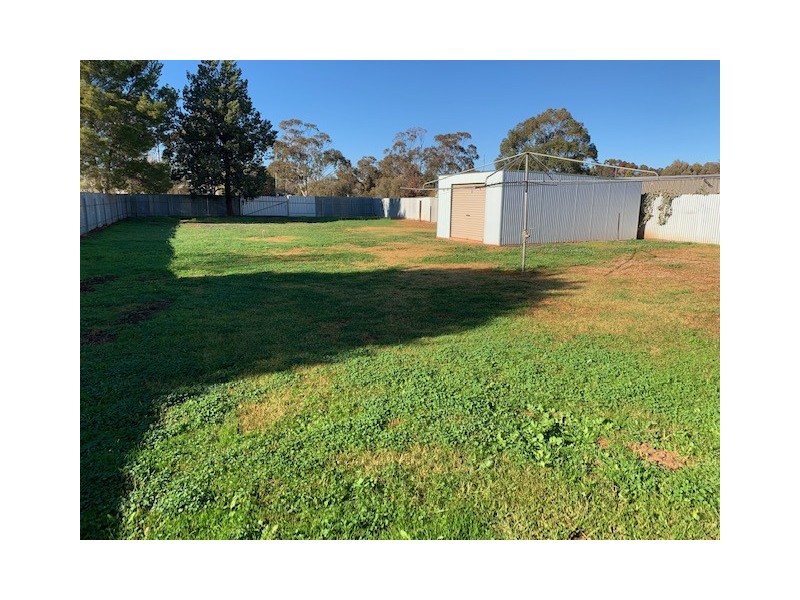 5 Moira street, Goolgowi NSW 2652