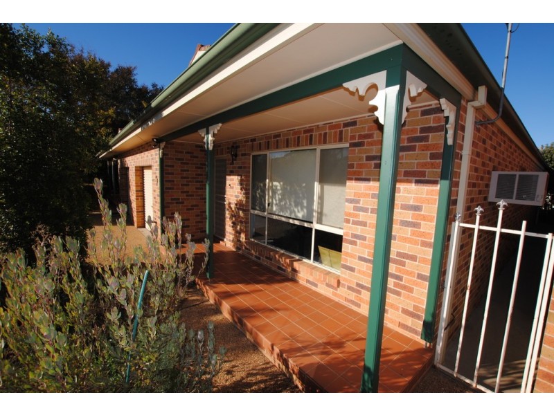 34b Elder Road, Griffith NSW 2680