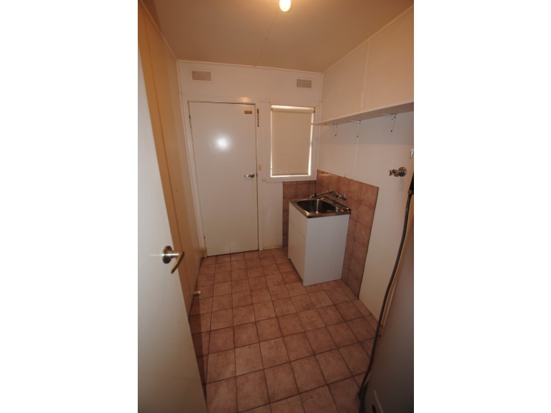 4-6 Kelly Avenue, Griffith NSW 2680