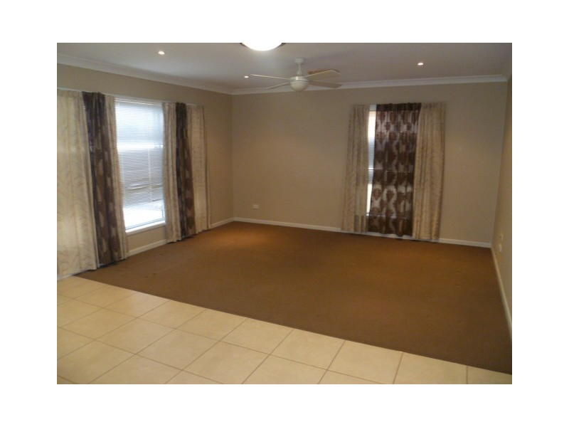 30 Calabria Road, Griffith NSW 2680